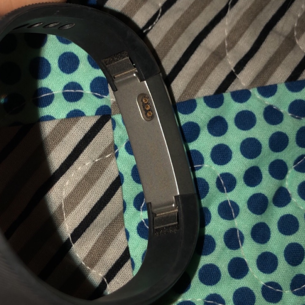 Fitbit Alta - Picture 3 of 4